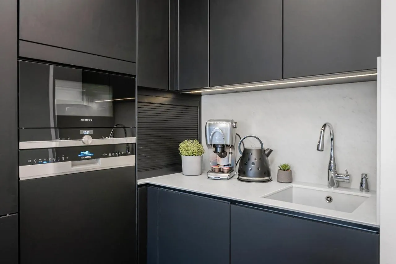 Penthouse Letnanske Zahrady Apartment Prague
